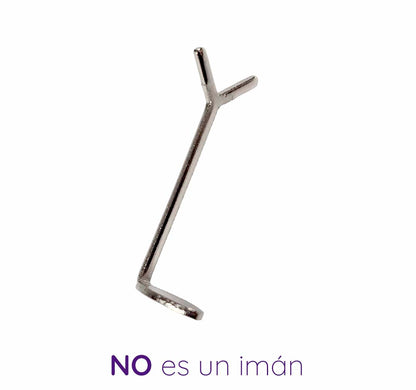 Pieza en alambre para corazón ojo de gato